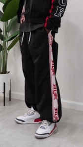 "BAGGY DADDY NYLONS" WIDELEG NYLON PANTS (BLACK W/ WHT & RED PANEL)