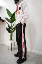 Load image into Gallery viewer, &quot;OUFTUR STUDIOS&quot; FULLZIP HOODIE (CREAM W/ MULTI)
