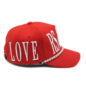 "LOVERS AND FRIENDS" STRAP HAT (RED W/ WHITE)