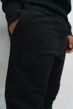 Load image into Gallery viewer, "THE PLANE JANE STAPLE SET FW 25/26" QUARTERZIP HOODIE (BLACK W/ BLACK)