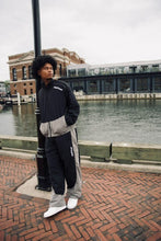 Load image into Gallery viewer, "THE MOB" FULLZIP JACKET W/ LOOSE FIT PANTS (BLACK/GREY W/ WHITE)
