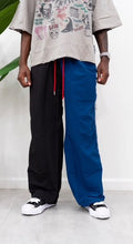 Load image into Gallery viewer, &quot;BAGGY DADDY TWO TONE NYLONS&quot; WIDELEG NYLON PANTS (BLACK/NAVY)