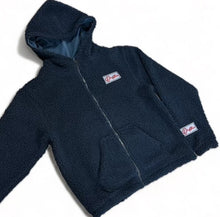 Load image into Gallery viewer, &quot;TUCKER STAPLE SHERPA&quot; HOODIE JACKET (NAVY)