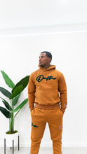 Load image into Gallery viewer, &quot;THE PLANE JANE STAPLE SET FW 25/26&quot; HOODIE (LIGHT BROWN W/GREEN)