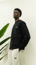 Load image into Gallery viewer, “ELITE DIAMOND TEE” BOXY OVERSIZED LONGSLEEVE T-SHIRT (BLACK W/ METAL PATCH)