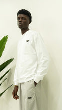 Load image into Gallery viewer, “ELITE DIAMOND TEE” BOXY OVERSIZED LONGSLEEVE T-SHIRT (WHITE W/ METAL PATCH)