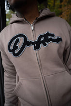 Load image into Gallery viewer, "THE PLANE JANE STAPLE SET FW 26/27" HOODIE (TAUPE)