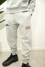 Load image into Gallery viewer, "THE PLANE JANE STAPLE SET FW 25/26" QUARTERZIP HOODIE (LIGHTGREY W/ BLACK)