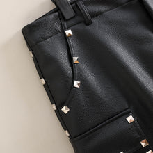 Load image into Gallery viewer, “THE SHAM” PEBBLE LEATHER STUD SHORT (BLACK)